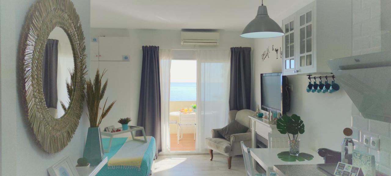 El Estudio De La Playa Benalbeach Holidays Deluxe Benalmádena Eksteriør billede