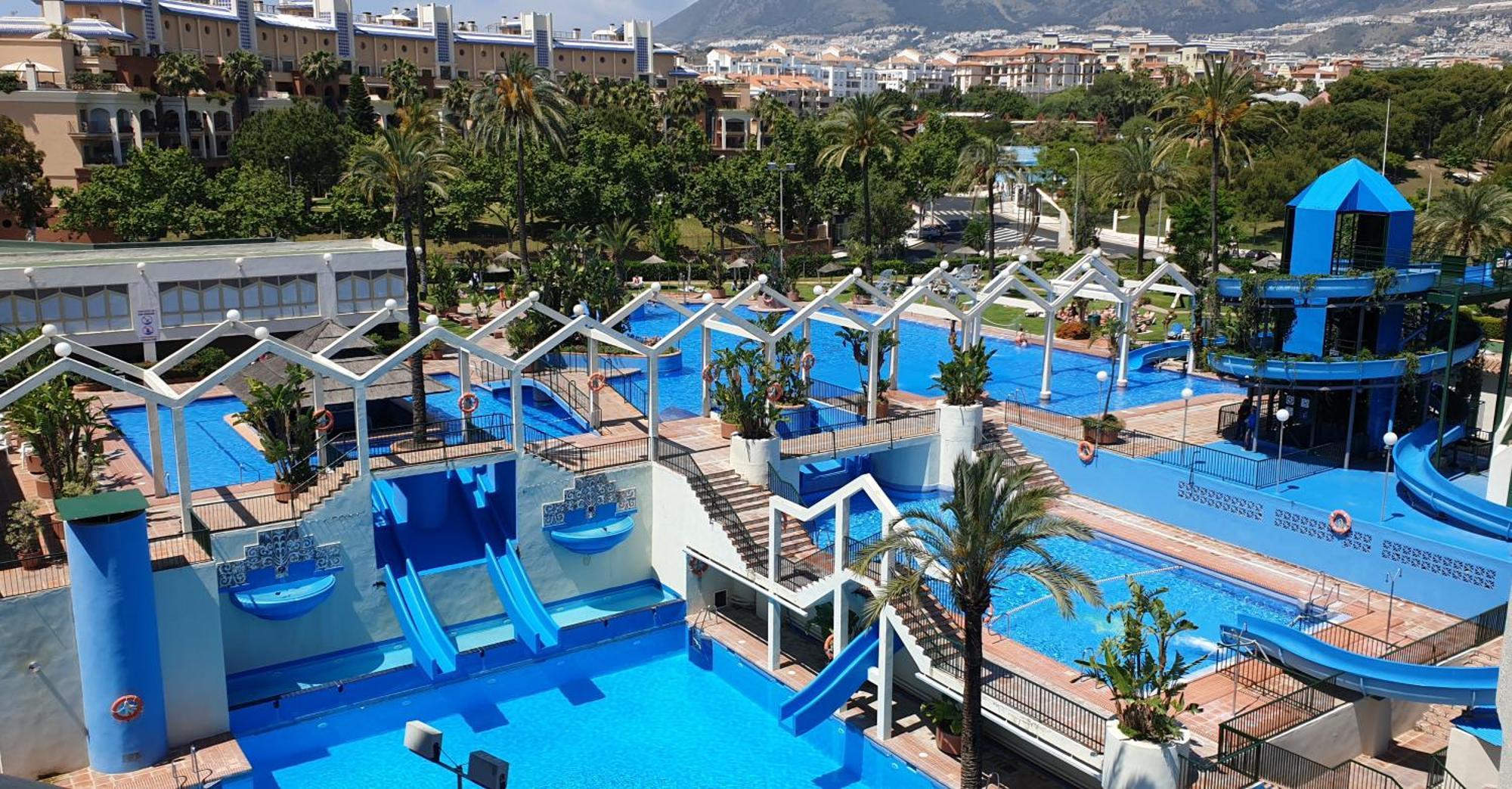 El Estudio De La Playa Benalbeach Holidays Deluxe Benalmádena Eksteriør billede