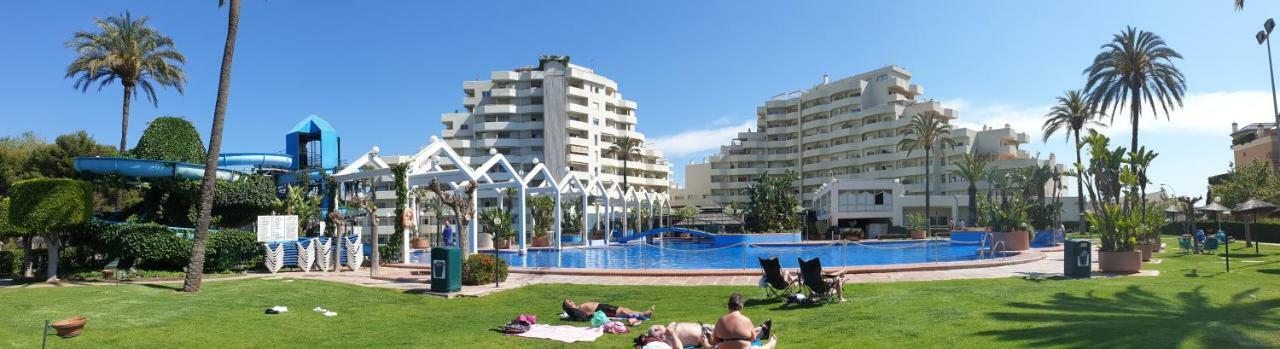 El Estudio De La Playa Benalbeach Holidays Deluxe Benalmádena Eksteriør billede